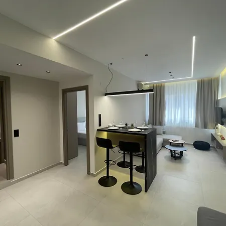 Ladadika Luxury #4 Апартаменты *